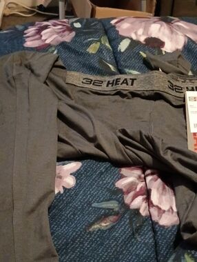32 Degrees Men's Gray Thermal Base Layer Top